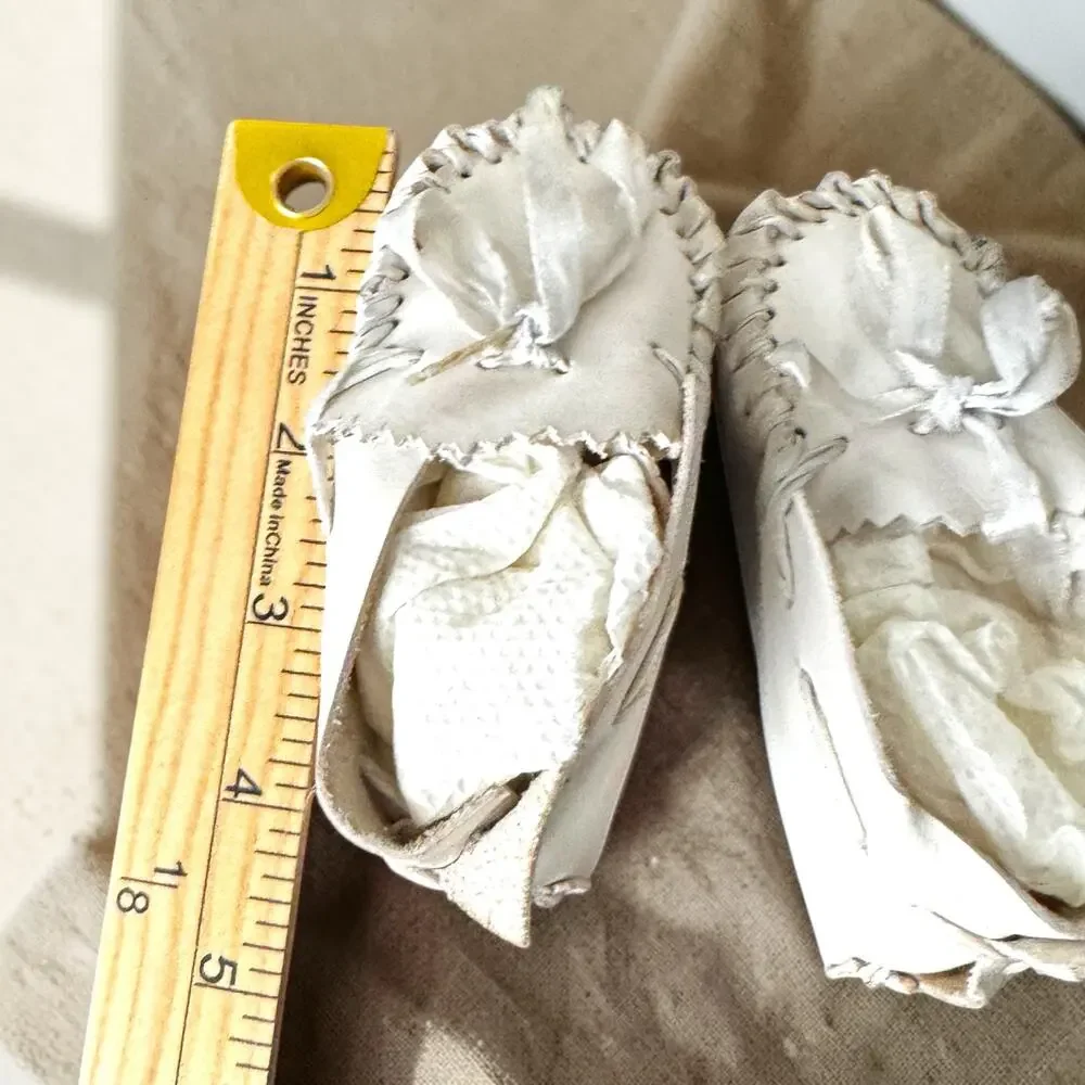 Antique Mrs. Day’s Ideal Baby Shoes in Original Box Leather Infant Moccasins